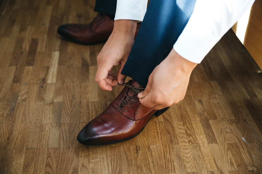How to Stretch Leather Shoes