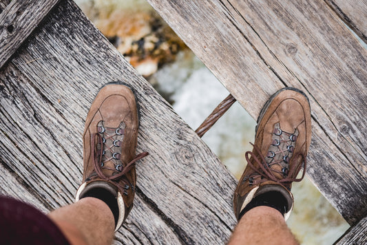 how to remove mold from shoes