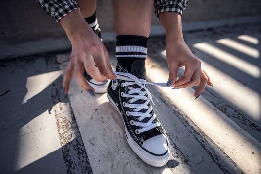 how to clean converse shoes